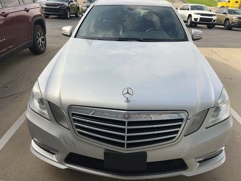 Used 2012 Mercedes-Benz E 350 4MATIC Sedan image 2