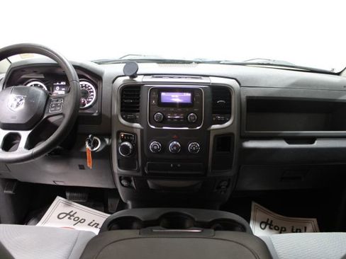 Used 2018 RAM 1500 Express image 2