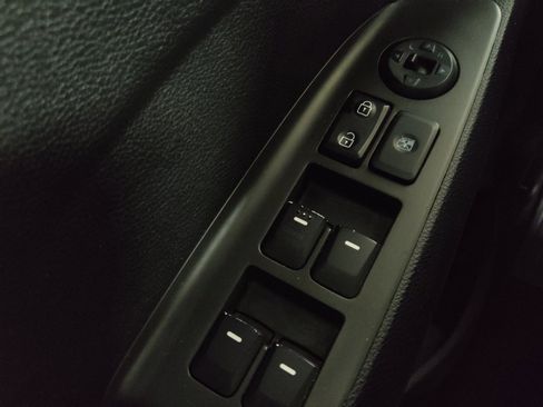 Used 2017 Kia Forte LX FWD image 27