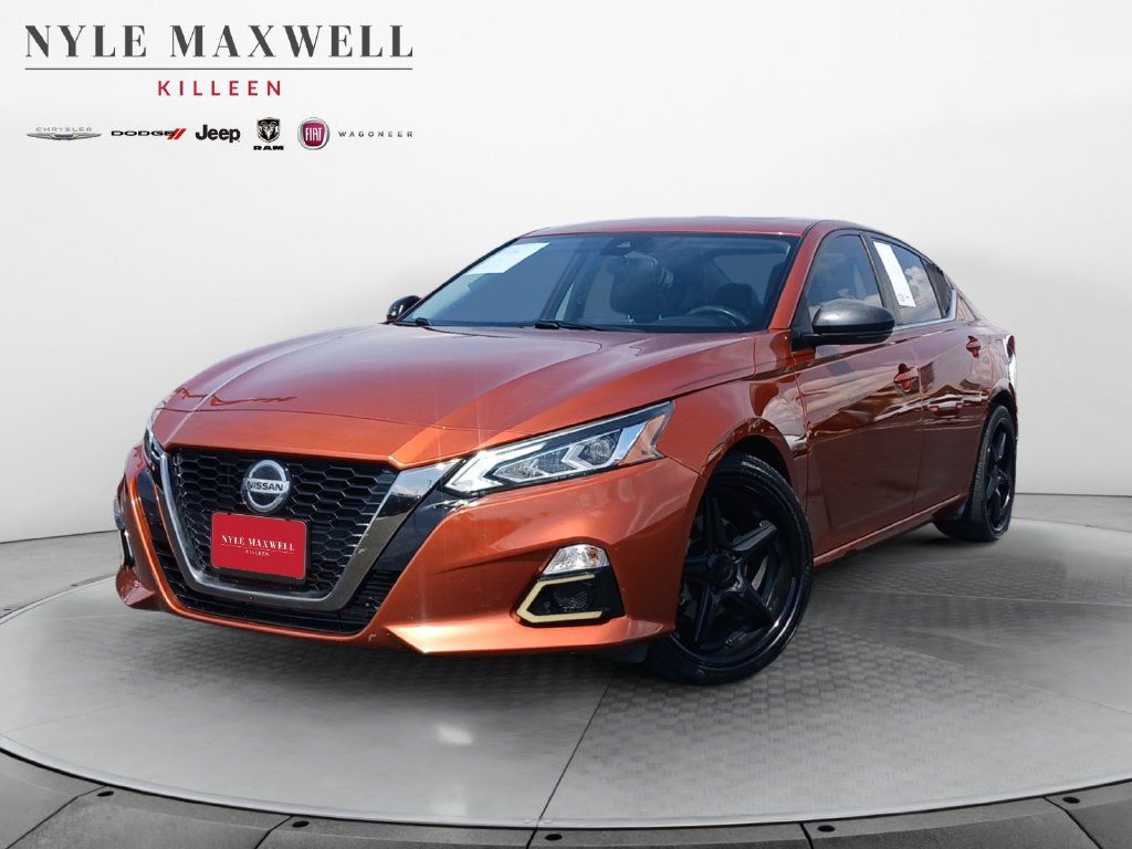 Used 2022 Nissan Altima 2.0 SR FWD image 1