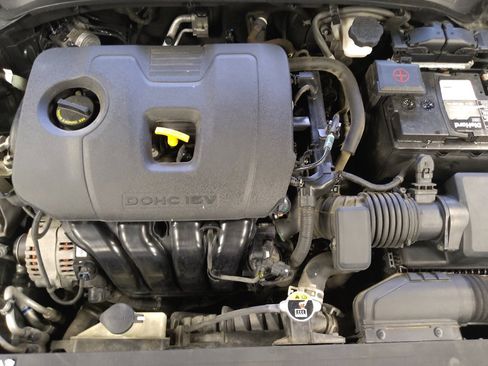 Used 2019 Kia Forte LXS image 30