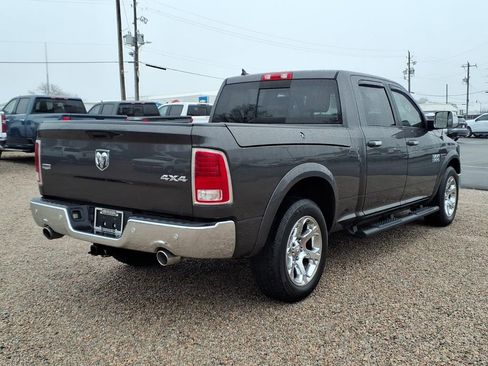 Used 2016 RAM 1500 Laramie w/ Convenience Group image 9