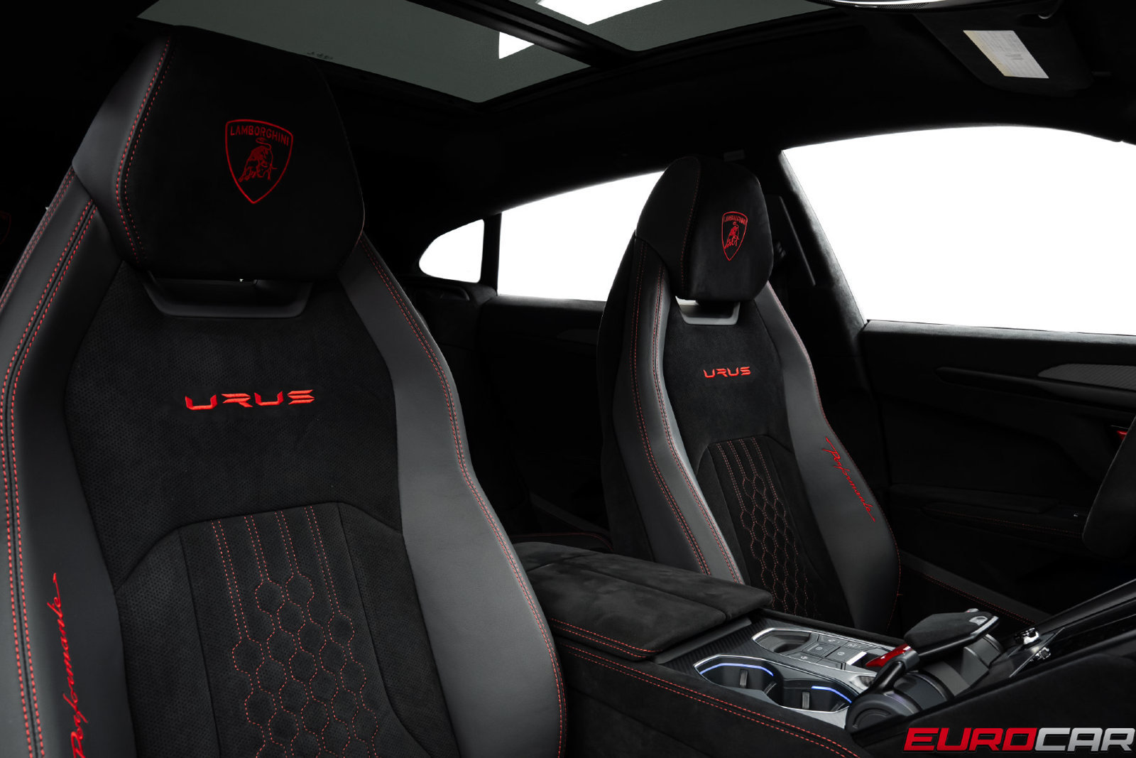 Used 2023 Lamborghini Urus Performante AWD/4WD image 43