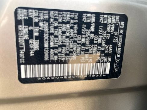 Used 2022 Nissan Rogue Platinum w/ Head-Up Display Package image 36