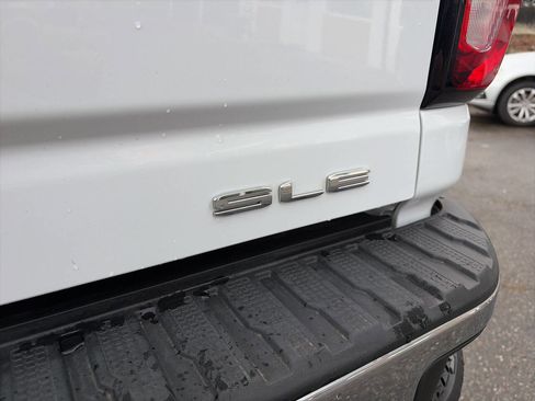 Used 2024 GMC Sierra 2500 SLE w/ SLE Value Package; image 13