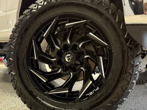 Used 2023 Ford F150 XLT AWD/4WD image 8
