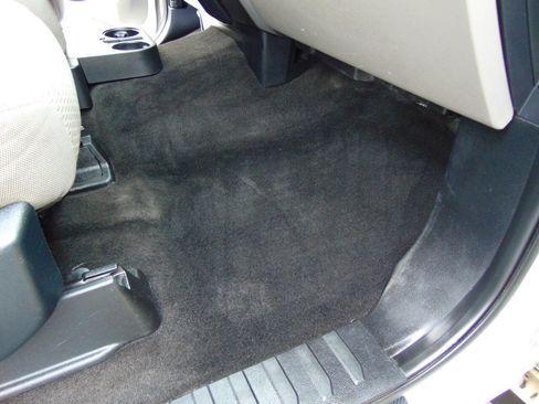 Used 2017 Ford F250 XLT w/ XLT Premium Package image 13