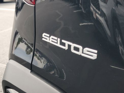 Used 2024 Kia Seltos SX image 8