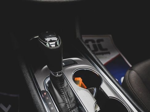 Used 2020 Chevrolet Malibu LT image 10