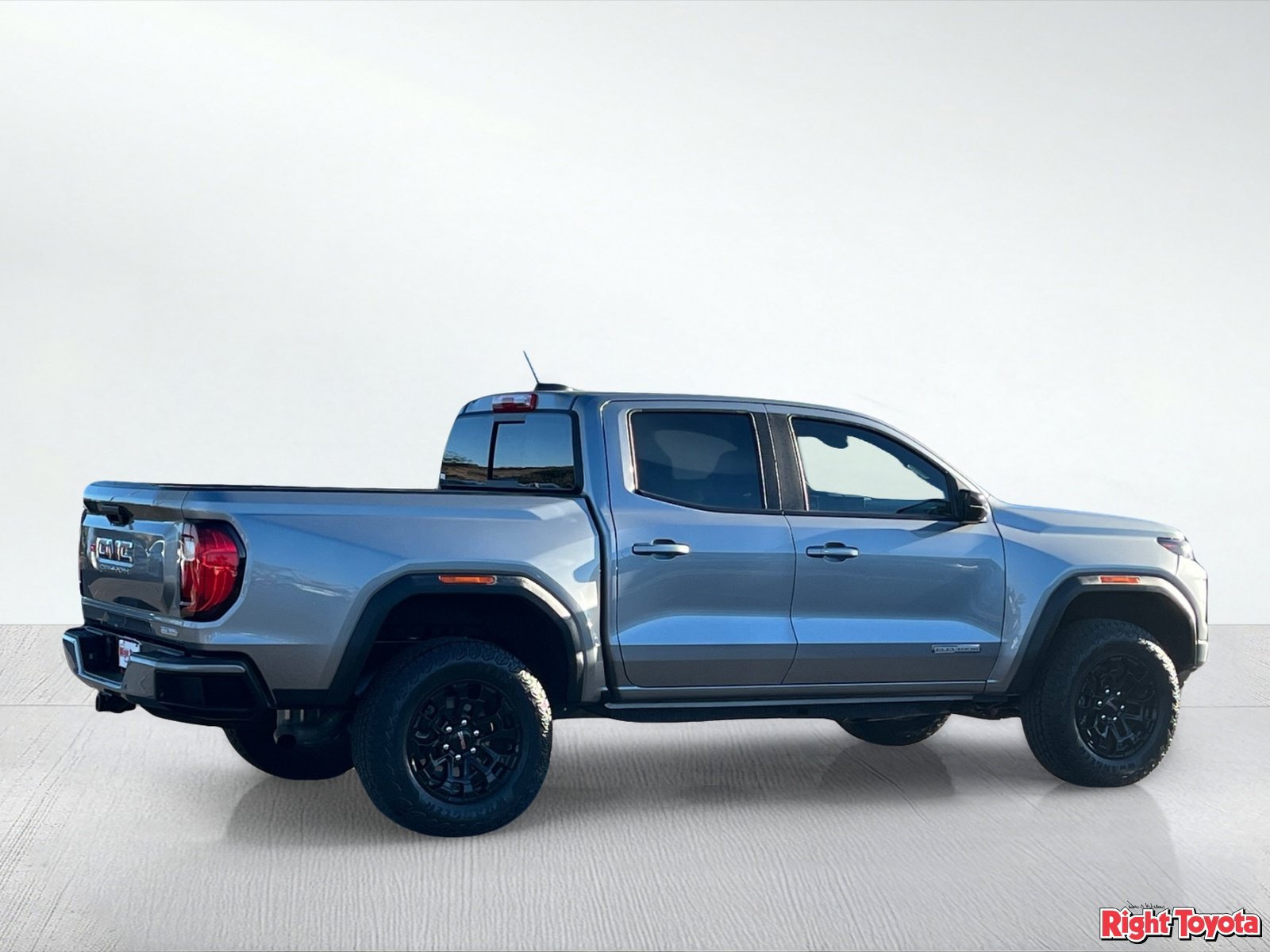 Used 2026 GMC Canyon Elevation RWD image 5