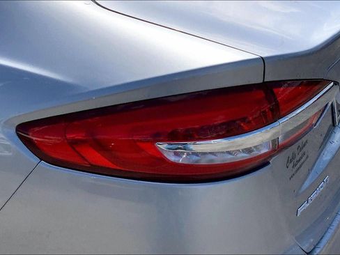 Used 2020 Ford Fusion SEL FWD image 26