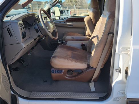 Used 2004 Ford F250 King Ranch image 23