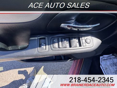 Used 2015 Dodge Grand Caravan R/T FWD image 21