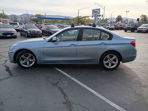 Used 2014 BMW 320i xDrive Sedan AWD/4WD image 4