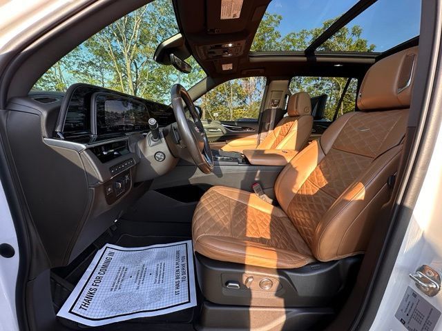 Used 2021 Cadillac Escalade Sport w/ Driver Assist Tech Package AWD/4WD image 25