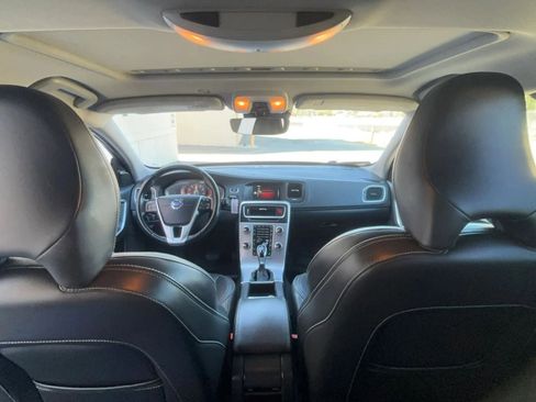 Used 2017 Volvo S60 T5 Dynamic w/ Vision Package image 12