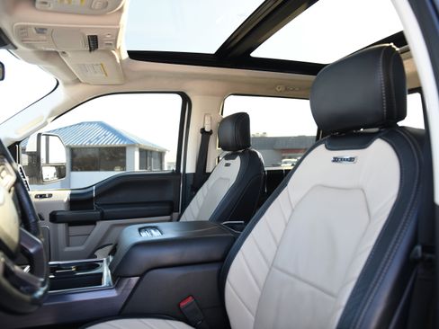 Used 2020 Ford F250 Limited image 22