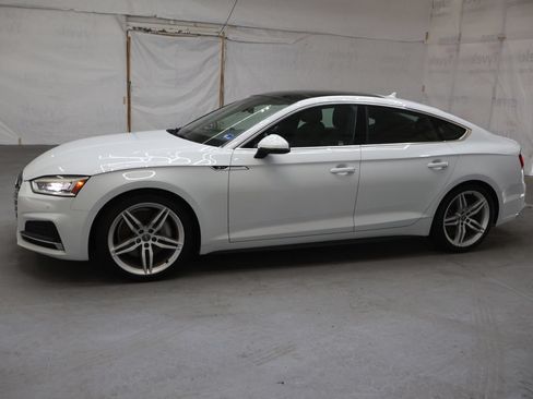 Used 2018 Audi A5 2.0T Premium Plus w/ Premium Plus AWD/4WD image 4