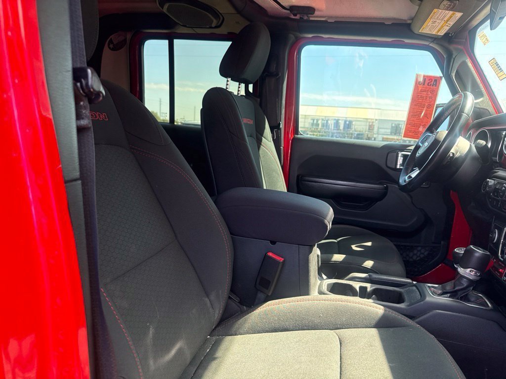 Used 2020 Jeep Gladiator Rubicon w/ Trailer Tow Package AWD/4WD image 7
