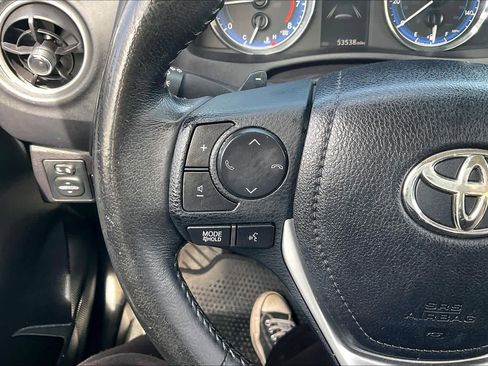 Used 2019 Toyota Corolla SE image 23