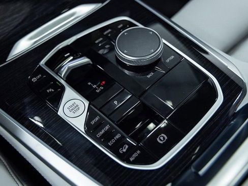 New 2026 BMW X5 xDrive40i w/ M Sport Package image 21