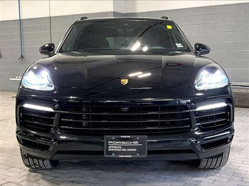 Certified 2023 Porsche Cayenne image 8