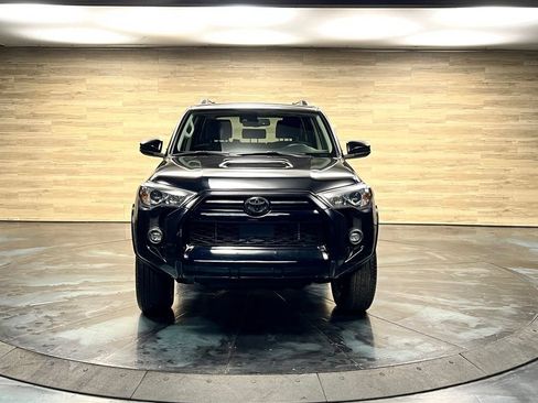 Used 2021 Toyota 4Runner Venture w/ Moonroof Package AWD/4WD image 2