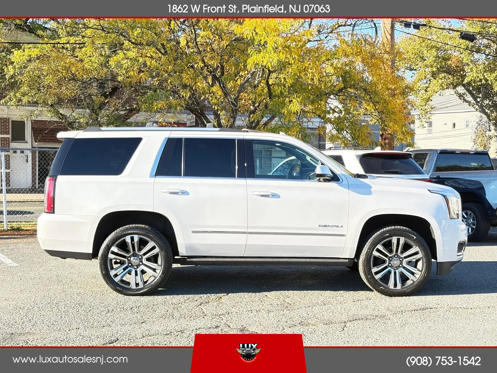 Used 2019 GMC Yukon Denali w/ Denali Ultimate Package AWD/4WD image 8