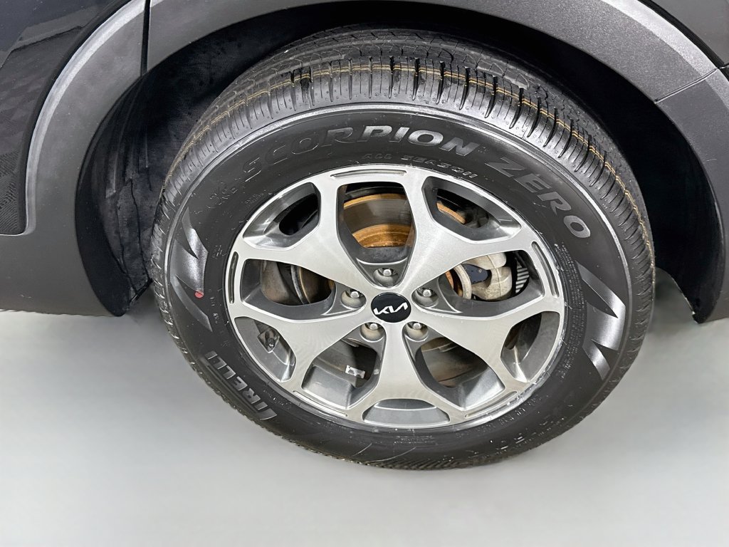 Used 2022 Kia Telluride EX FWD image 35