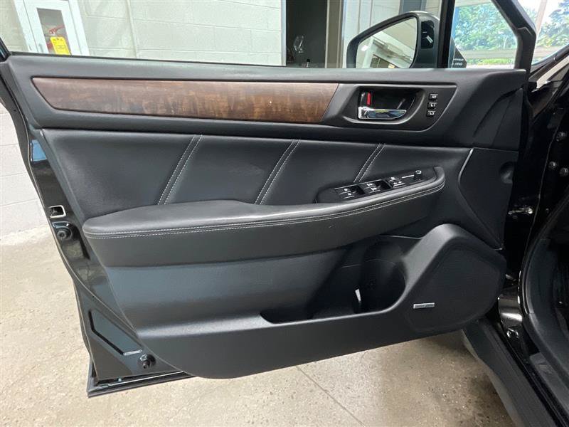 Used 2018 Subaru Outback 2.5i Limited AWD/4WD image 10