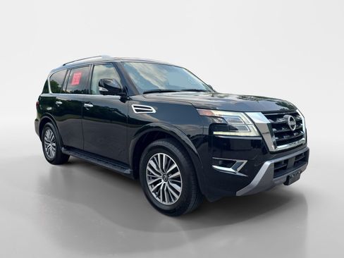 Certified 2024 Nissan Armada SL w/ Captain's Chairs Package AWD/4WD image 8
