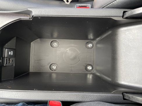 Used 2021 Toyota Camry XSE w/ Carpet Mat Package (TMS) image 31