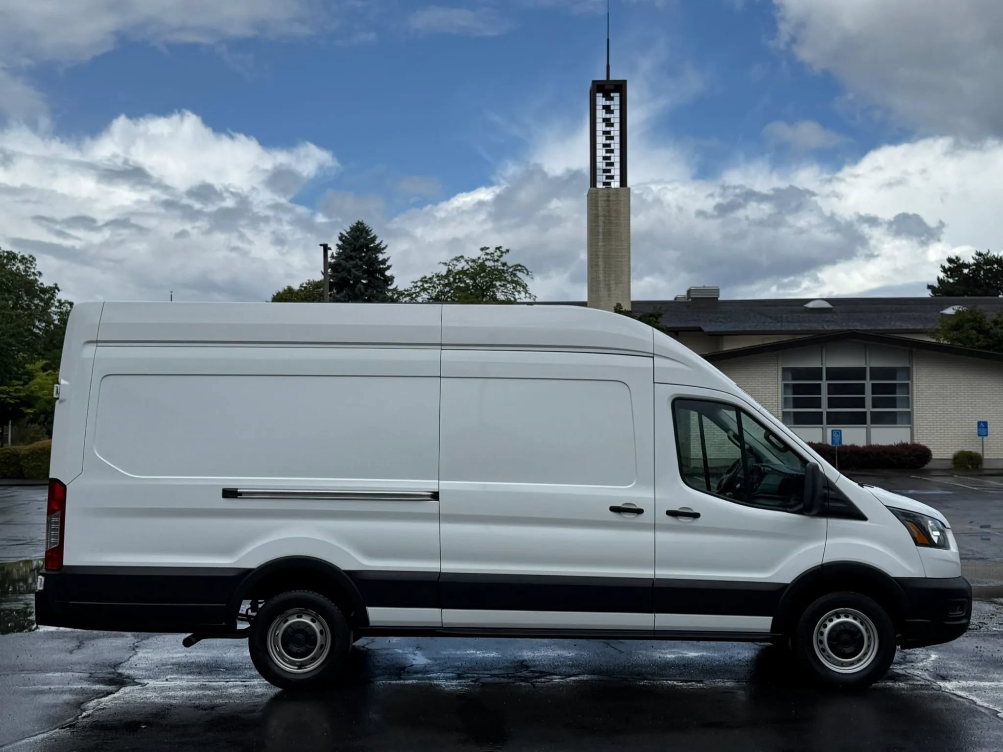 Used 2021 Ford Transit 350 148 High Roof Extended RWD image 7