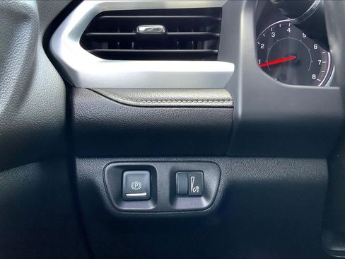 Used 2019 GMC Acadia SLT w/ Black Edition image 33