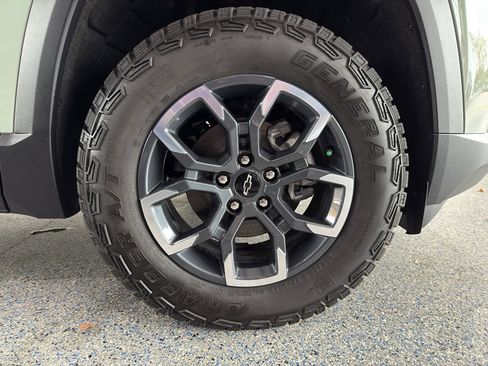 New 2026 Chevrolet Equinox ACTIV w/ LPO, Floor Liner Package image 34