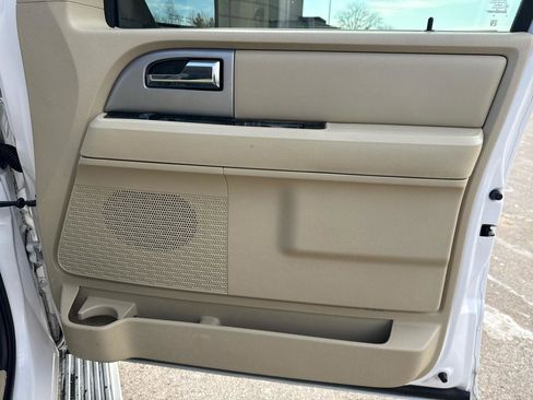 Used 2017 Ford Expedition EL Limited w/ Equipment Group 301A image 29
