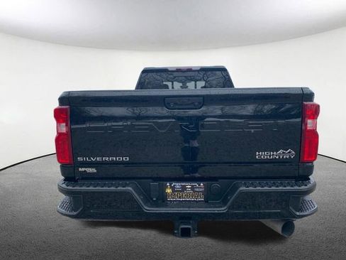 Used 2021 Chevrolet Silverado 3500 High Country image 13