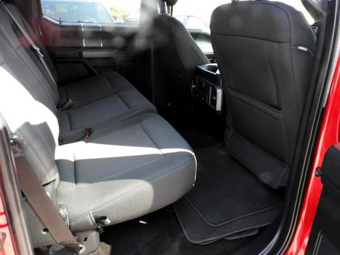 Used 2019 Ford F150 XLT w/ Equipment Group 302A Luxury image 11