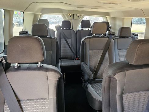 Used 2023 Ford Transit 350 XLT image 21