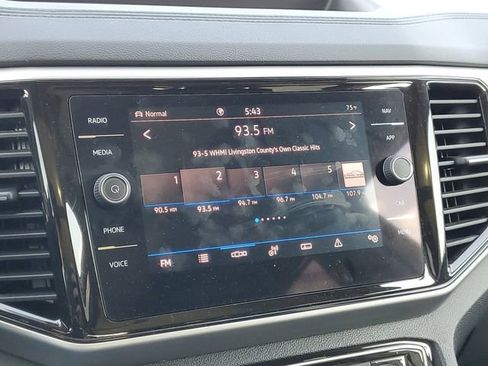 Used 2022 Volkswagen Atlas SEL Premium image 24