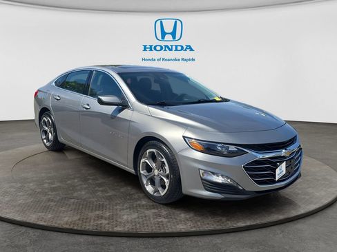 Used 2024 Chevrolet Malibu LT image 7