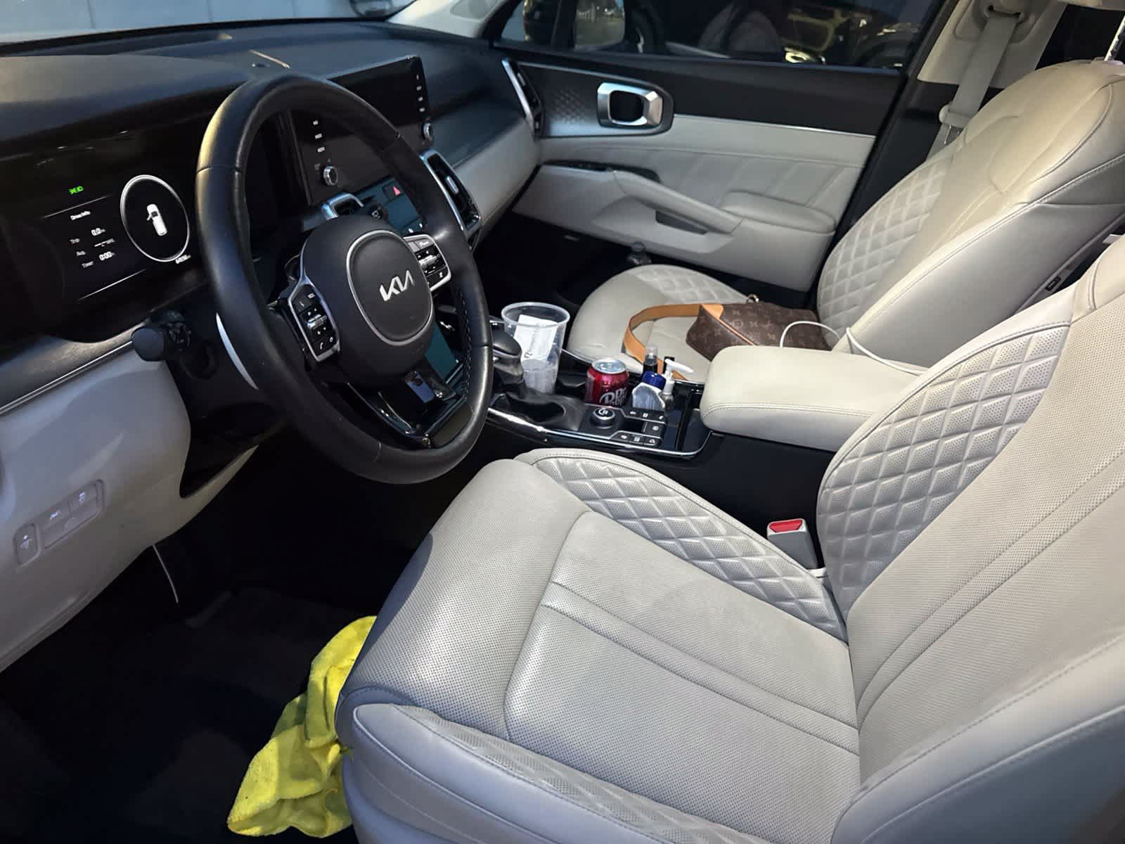 Certified 2022 Kia Sorento SX FWD image 4