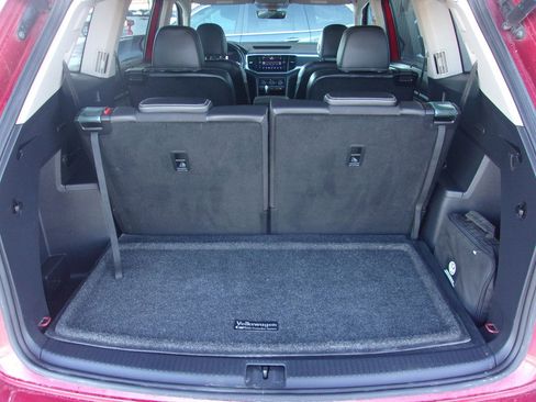 Used 2022 Volkswagen Atlas SEL Premium image 16