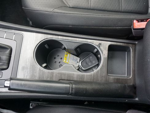 Used 2017 Volkswagen Passat 1.8T SE image 26