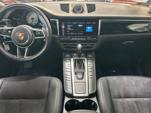 Used 2020 Porsche Macan S image 16