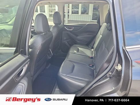 Used 2019 Subaru Forester Touring image 9