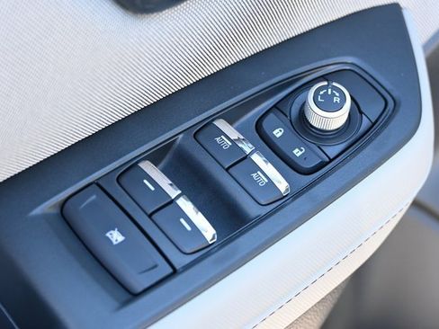 New 2025 Subaru Forester Premium image 18