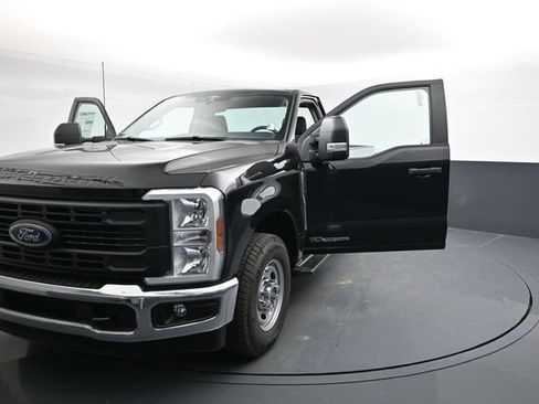 New 2025 Ford F250 XL w/ XL Chrome Package image 46