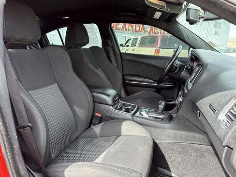 Used 2019 Dodge Charger GT image 19
