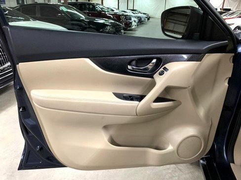 Used 2015 Nissan Rogue SL image 74